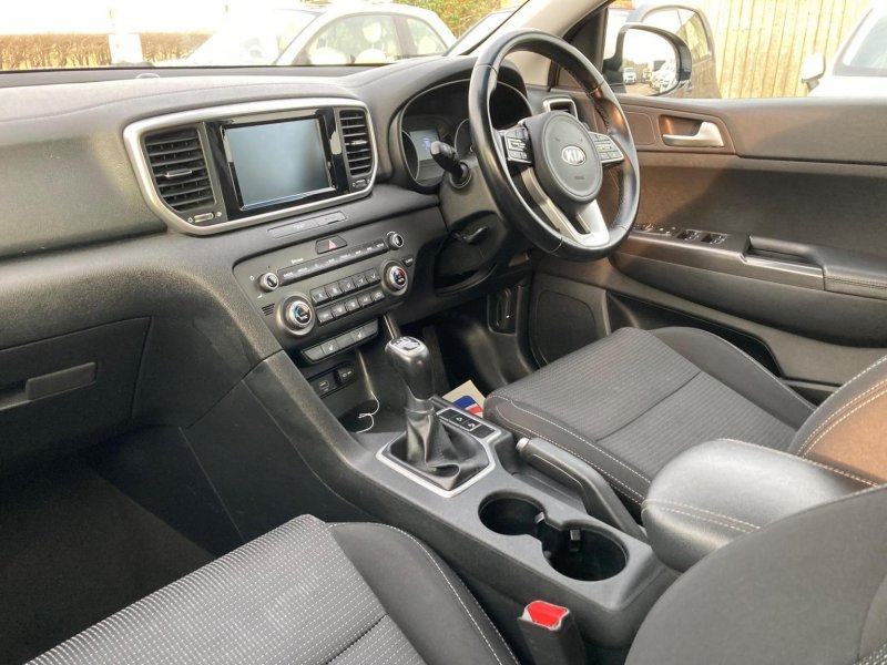 KIA SPORTAGE